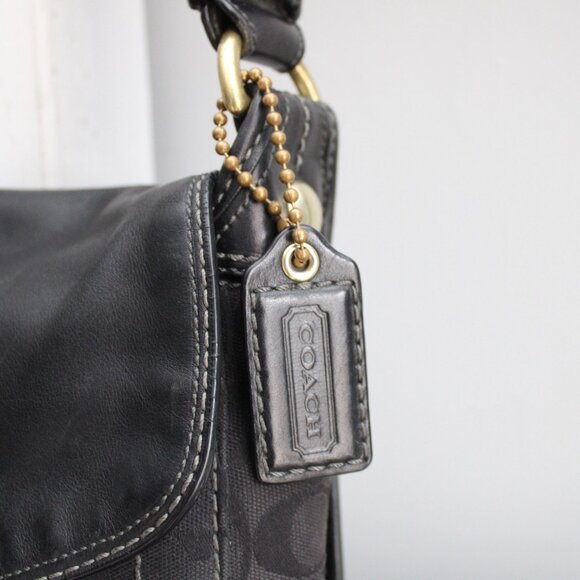 Coach Vintage Y2K Bleecker Black Legacy Signature Shoulder Bag Purse 11434 - Picture 5 of 10